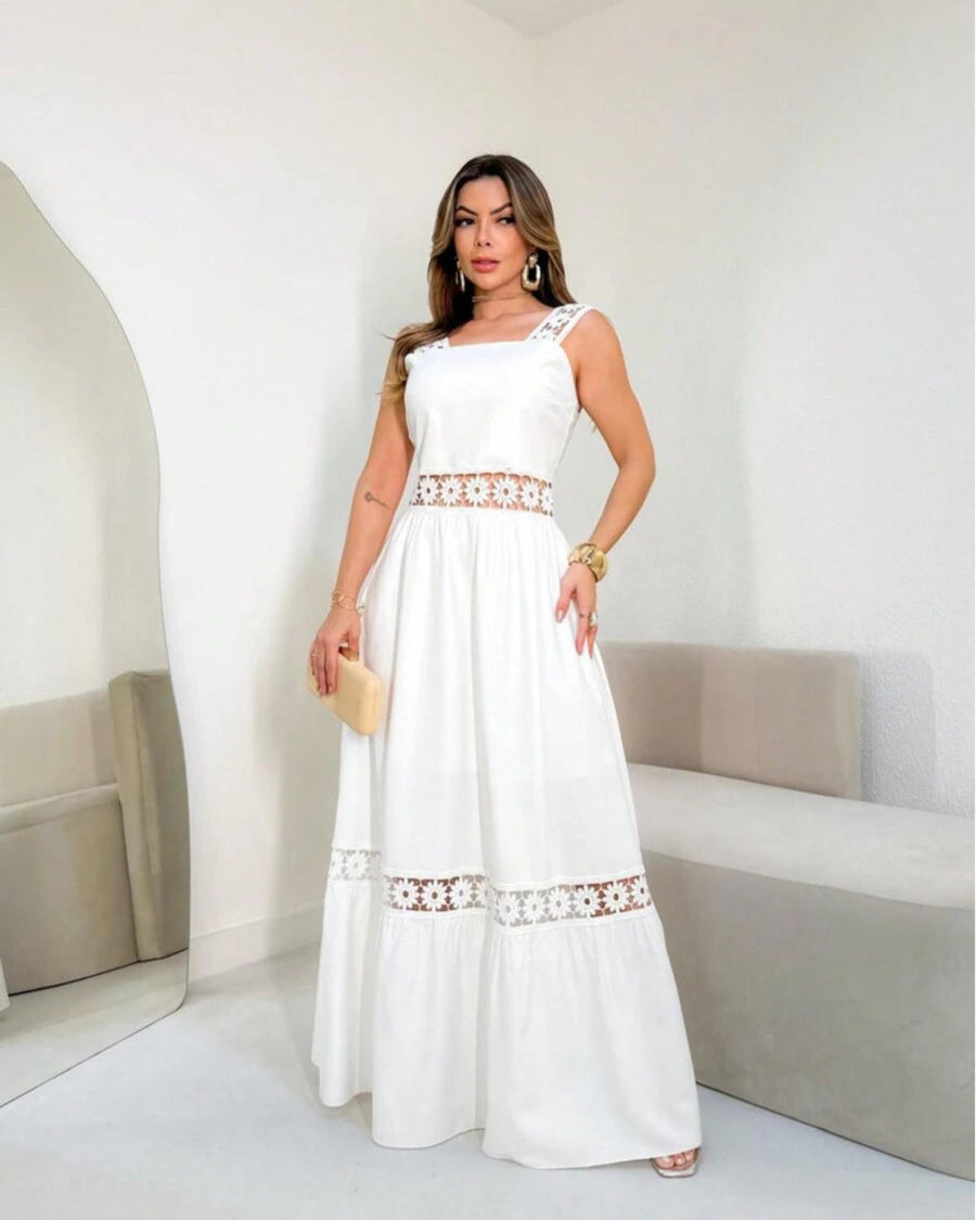 Vestido em Renda Lunna - Poder e Confiança